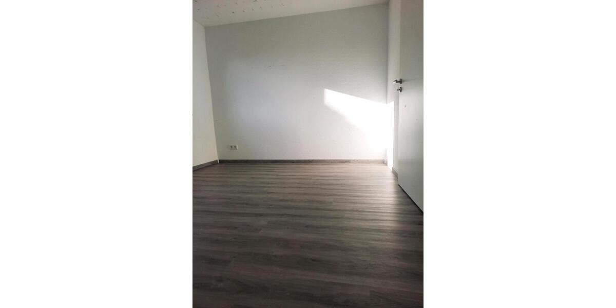 Dachgeschoßwohnung Neustadt (Hessen) - 3.5 Zimmer, 80 m&sup2;, 850&euro; | Angebot:25945234