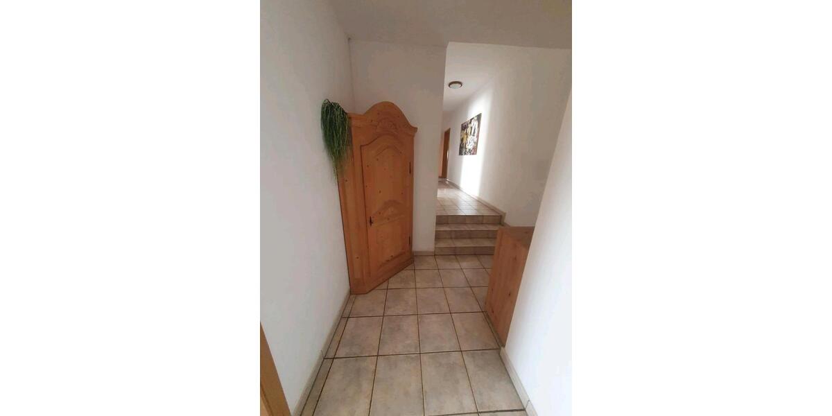 Etagenwohnung Homberg (Ohm) - 4 Zimmer, 120 m&sup2;, 170.000&euro; | Angebot:27028669