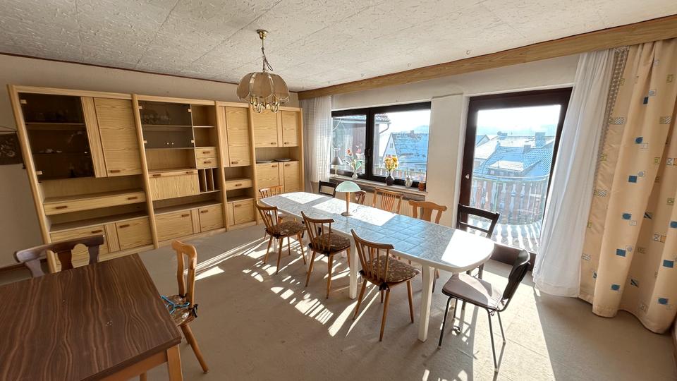 Einfamilienhaus Antrifttal - 10 Zimmer, 250 m&sup2;, 169.000&euro; | Angebot:25170543