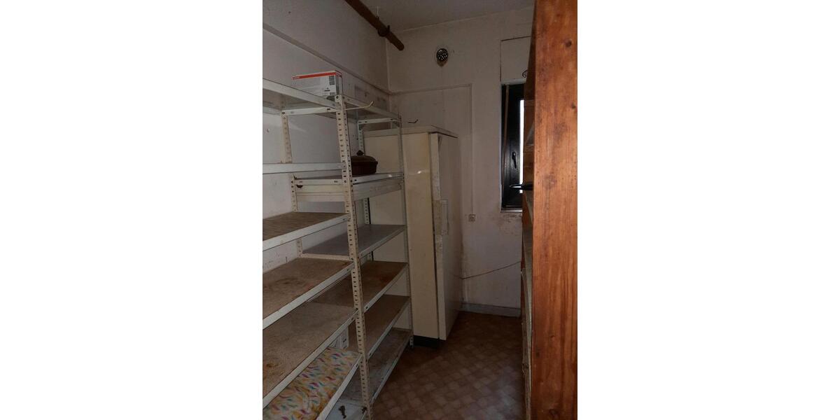 Bauernhaus, Landhaus Wohratal - 6 Zimmer, 145 m&sup2;, 195.000&euro; | Angebot:25510396