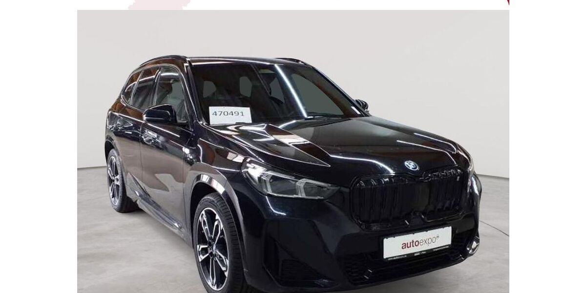 BMW iX1 65.827 km 34.990 &euro; Fernwald-Steinbach 35463