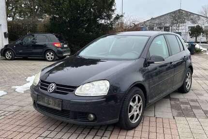 VW Golf 226.700 km 1.450 &euro; Neustadt / Hessen 35279