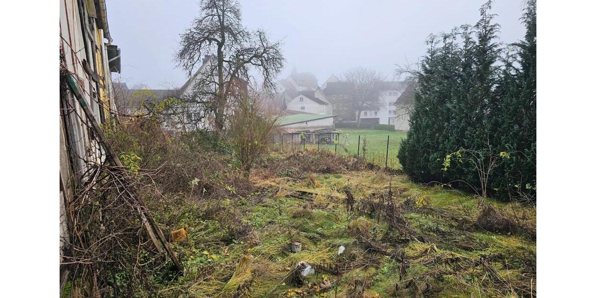 Mehrfamilienhaus, Wohnhaus Bad Endbach - 14 Zimmer, 550 m&sup2;, 99.000&euro; | Angebot:25180040