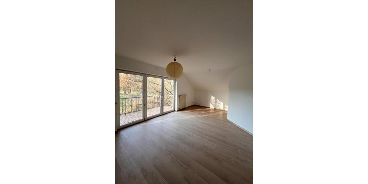 Dachgeschoßwohnung Marburg Marbach - 3 Zimmer, 56 m&sup2;, 195.000&euro; | Angebot:25406532