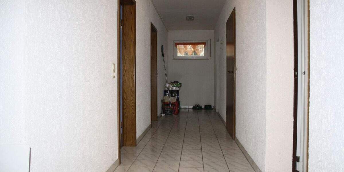 Einfamilienhaus Bad Laasphe Feudingen - 6 Zimmer, 150 m&sup2;, 379.000&euro; | Angebot:25665610