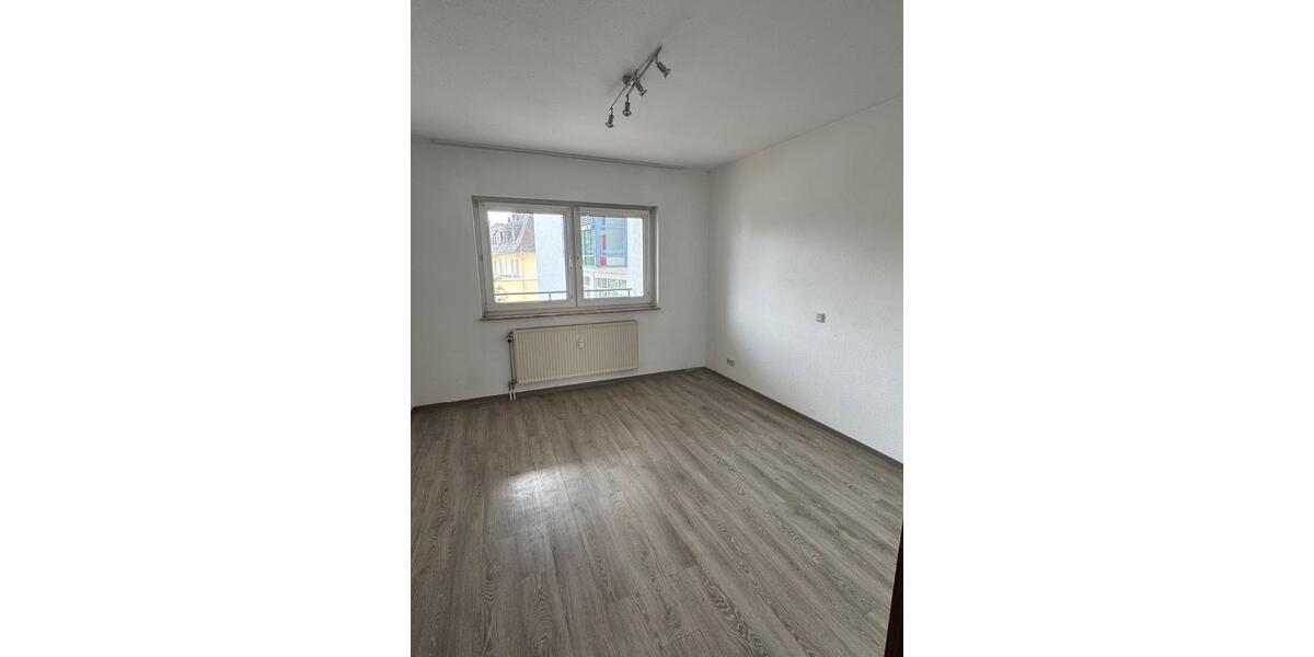 Etagenwohnung Gießen Wieseck - 3 Zimmer, 73 m&sup2;, 800&euro; | Angebot:25991897
