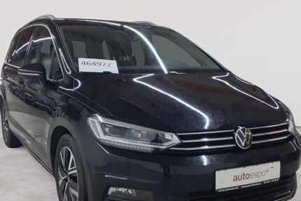 VW Touran 156.018 km 17.689 &euro; Fernwald-Steinbach 35463