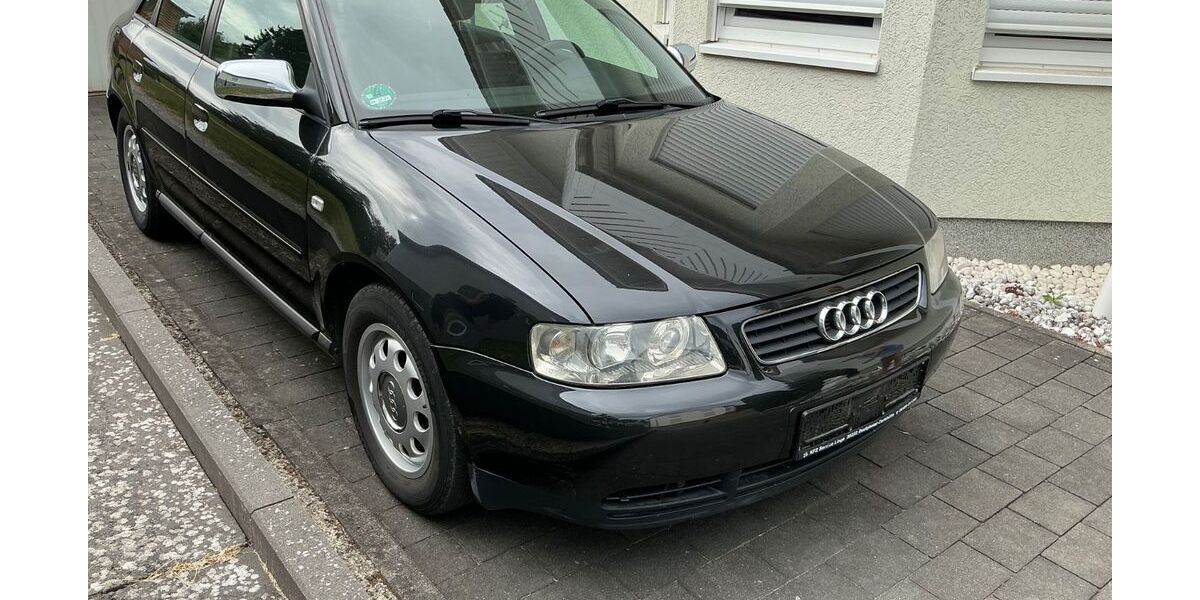 Audi A3 230.039 km 2.350 &euro; Dautphetal 35232