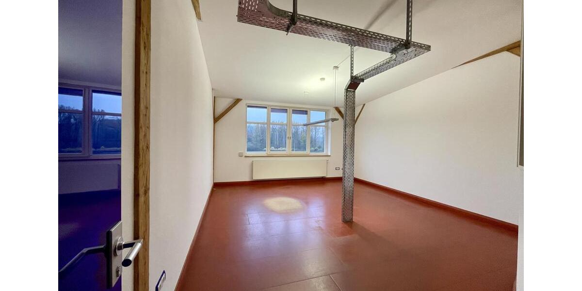 Gewerbeobjekt Frankenberg (Eder) - 2.750&euro; | Angebot:18001884