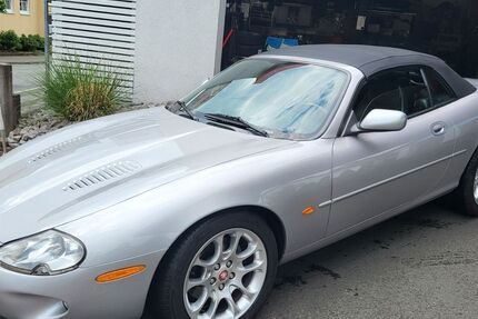 Jaguar XKR 71.350 km 22.450 &euro; Dautphe 35232