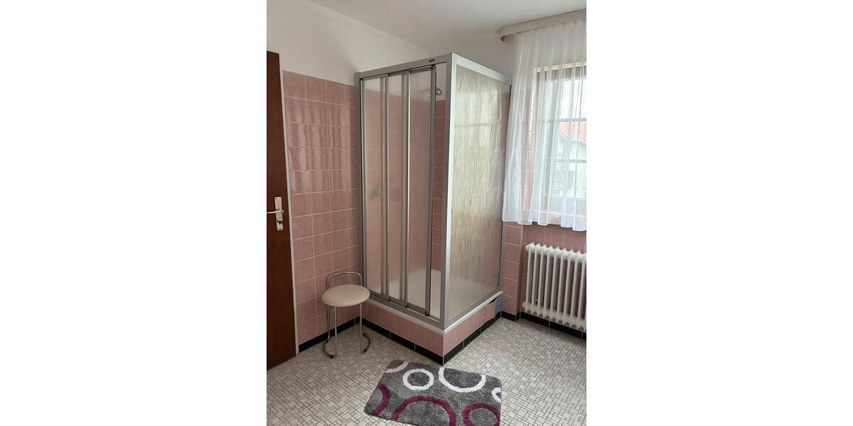 Einfamilienhaus Marburg Cappel - 9 Zimmer, 170 m&sup2;, 399.999&euro; | Angebot:27263431