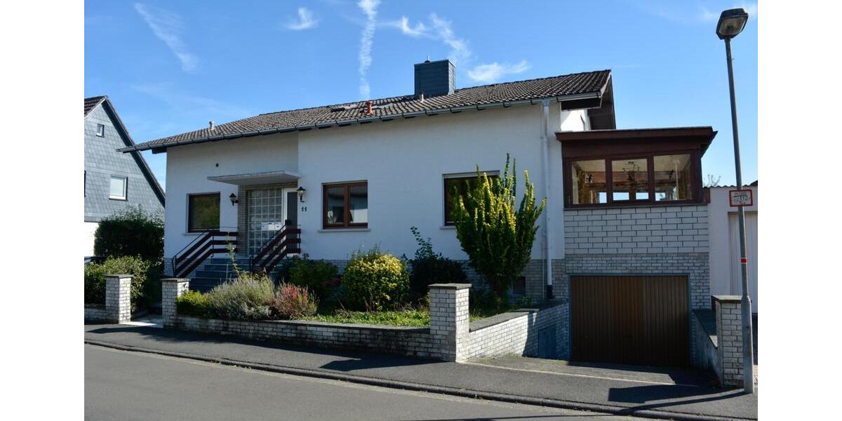 Mehrfamilienhaus, Wohnhaus Staufenberg - 11 Zimmer, 339 m&sup2;, 620.000&euro; | Angebot:26517187