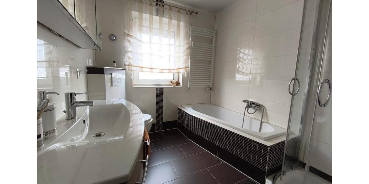 Etagenwohnung Lollar - 3.5 Zimmer, 85 m&sup2;, 265.000&euro; | Angebot:26591770