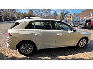 Opel Astra L Lim. 5-trg. Enjoy 10.772 km 18.290 &euro; Battenberg 35088