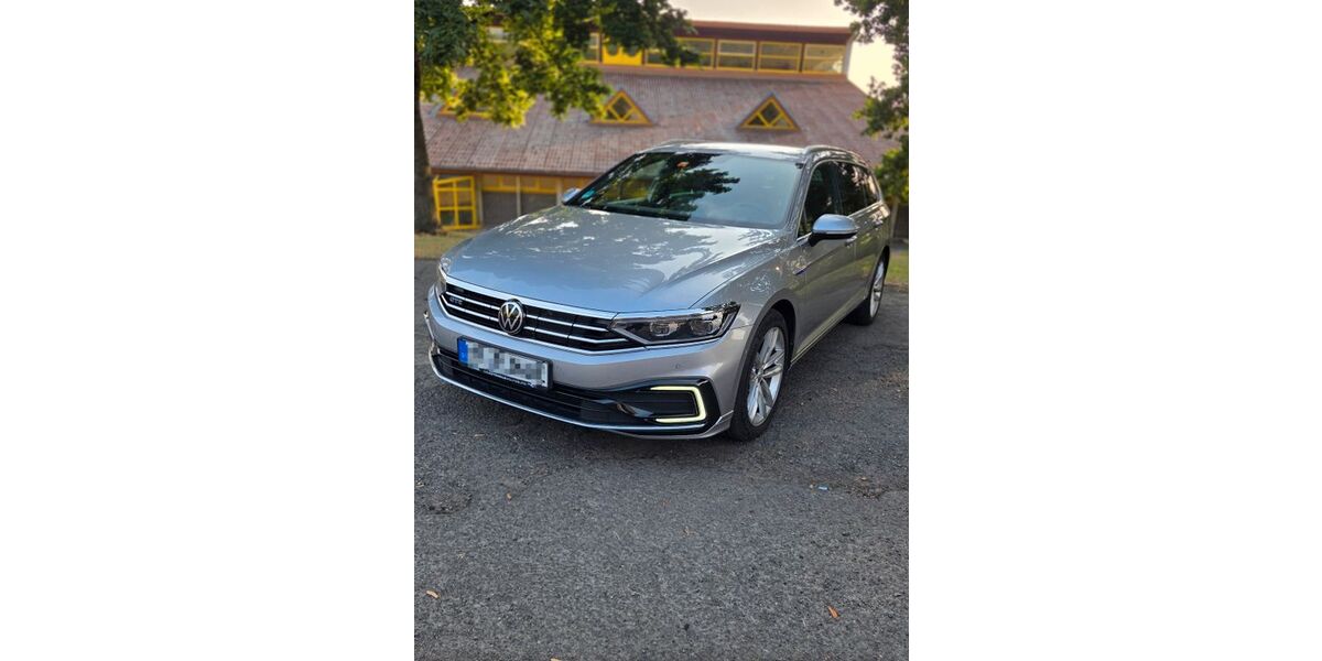 VW Passat Variant 140.800 km 20.100 &euro; Homberg Ohm 35315
