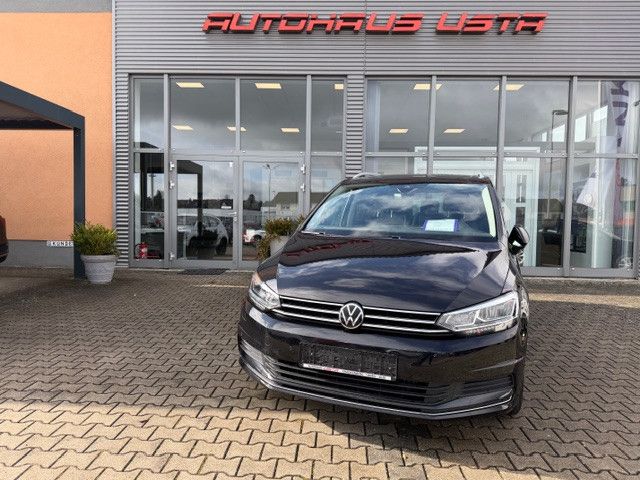 VW Touran 142.000 km 19.900 &euro; Frankenberg/Eder 35066