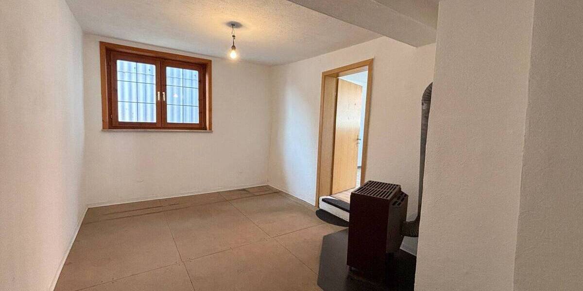Einfamilienhaus Neustadt (Hessen) Neustadt - 6 Zimmer, 145 m&sup2;, 139.000&euro; | Angebot:25775610