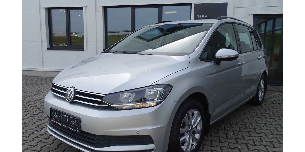 VW Touran 99.263 km 17.990 &euro; Amöneburg-Roßdorf 35287