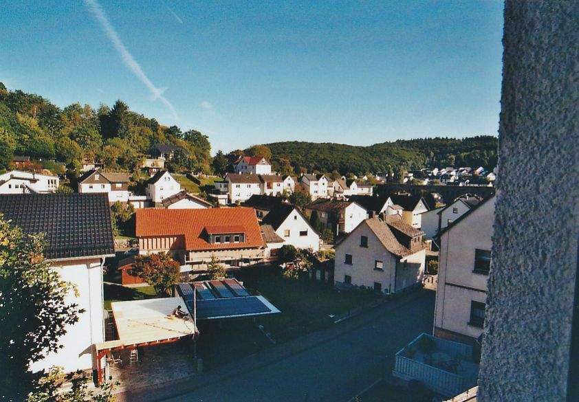 Mehrfamilienhaus, Wohnhaus Bad Endbach Hartenrod - 8 Zimmer, 180 m&sup2;, 168.000&euro; | Angebot:25777052