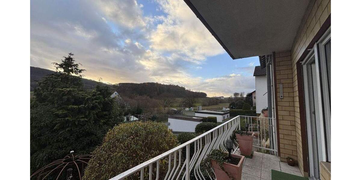 Mehrfamilienhaus, Wohnhaus Gladenbach / Mornshausen Mornshausen - 8 Zimmer, 280 m&sup2;, 299.000&euro; | Angebot:25736624