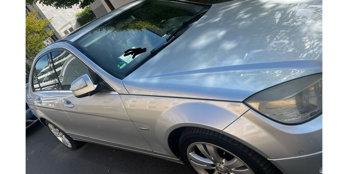 Mercedes-Benz 250 200.000 km 4.000 &euro; Gießen 35390