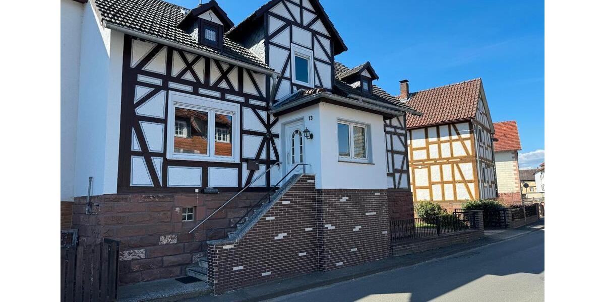 Einfamilienhaus Kirchhain - 6 Zimmer, 142 m&sup2;, 289.000&euro; | Angebot:26129846
