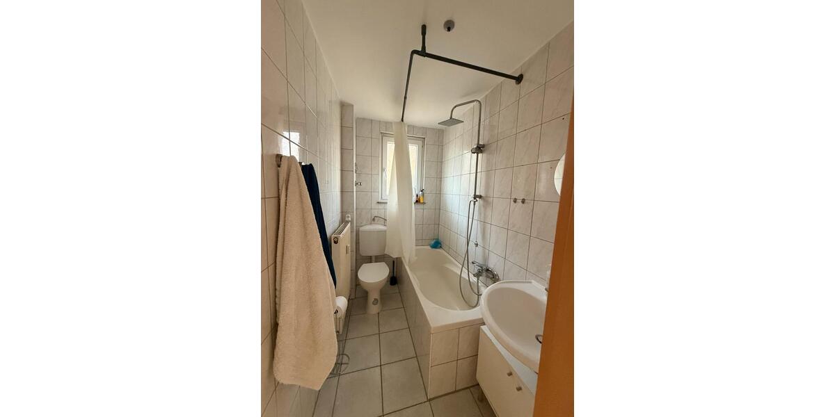 Etagenwohnung Gießen - 2 Zimmer, 77 m&sup2;, 950&euro; | Angebot:24564822