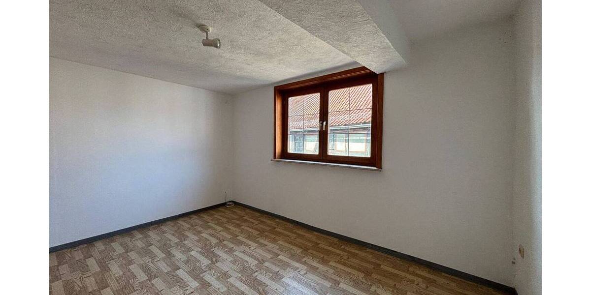 Einfamilienhaus Neustadt (Hessen) Neustadt - 6 Zimmer, 145 m&sup2;, 139.000&euro; | Angebot:25775610