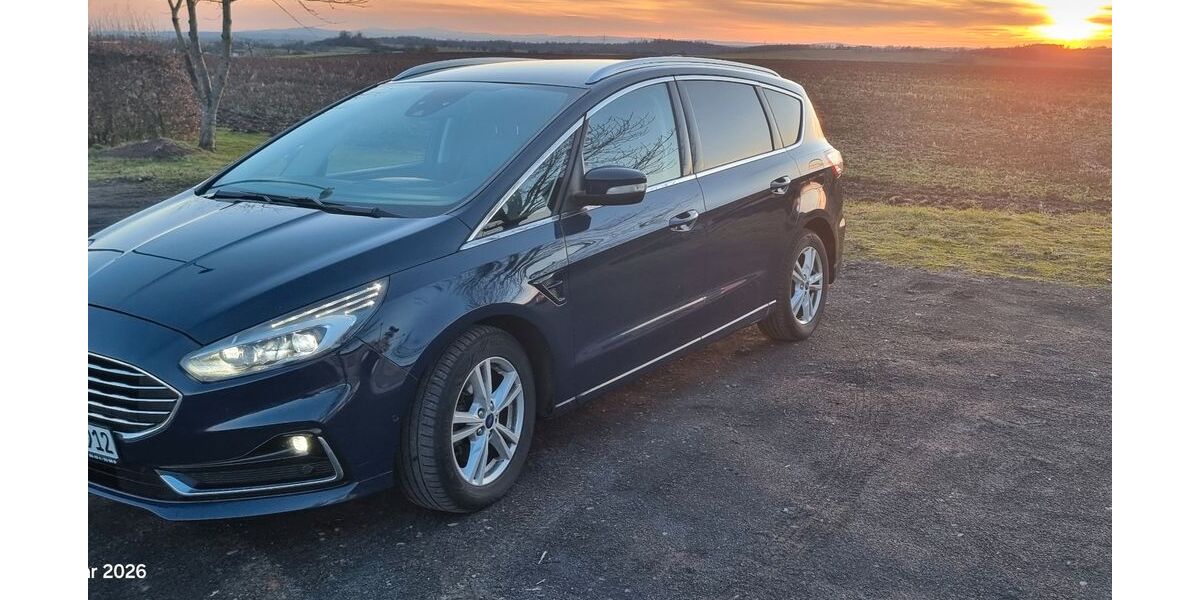 Ford S-Max 188.000 km 13.260 &euro; Mücke 35325
