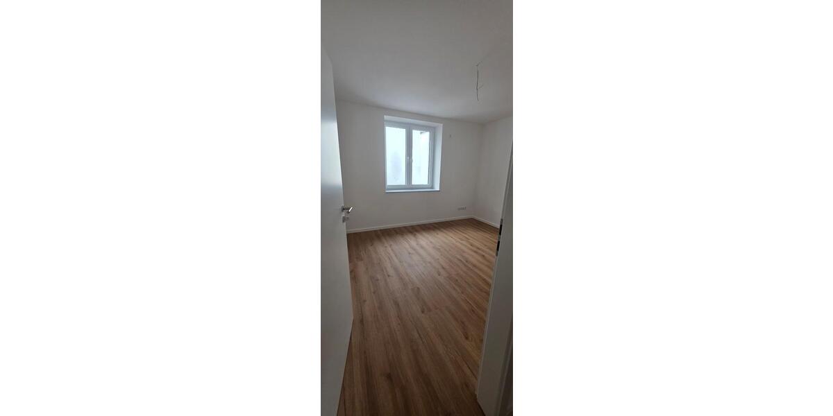 Erdgeschoßwohnung Reiskirchen - 3 Zimmer, 73 m&sup2;, 1.000&euro; | Angebot:25636471