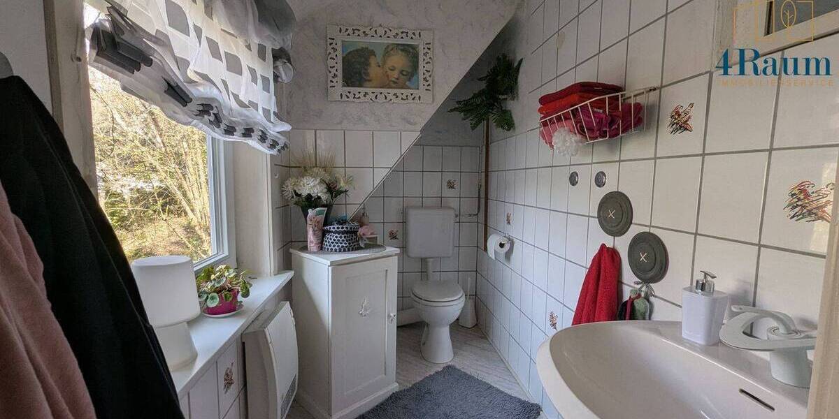 Einfamilienhaus Hatzfeld (Eder) Holzhausen - 4 Zimmer, 100 m&sup2;, 600&euro; | Angebot:26205218