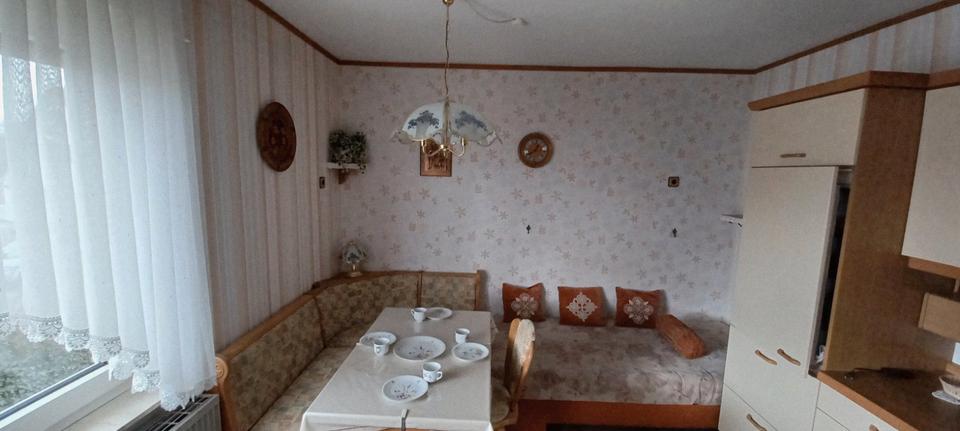 Mehrfamilienhaus, Wohnhaus Mücke - 8 Zimmer, 260 m&sup2;, 294.000&euro; | Angebot:26190978