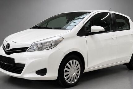 Toyota Yaris 112.000 km 6.500 &euro; Lollar 35457
