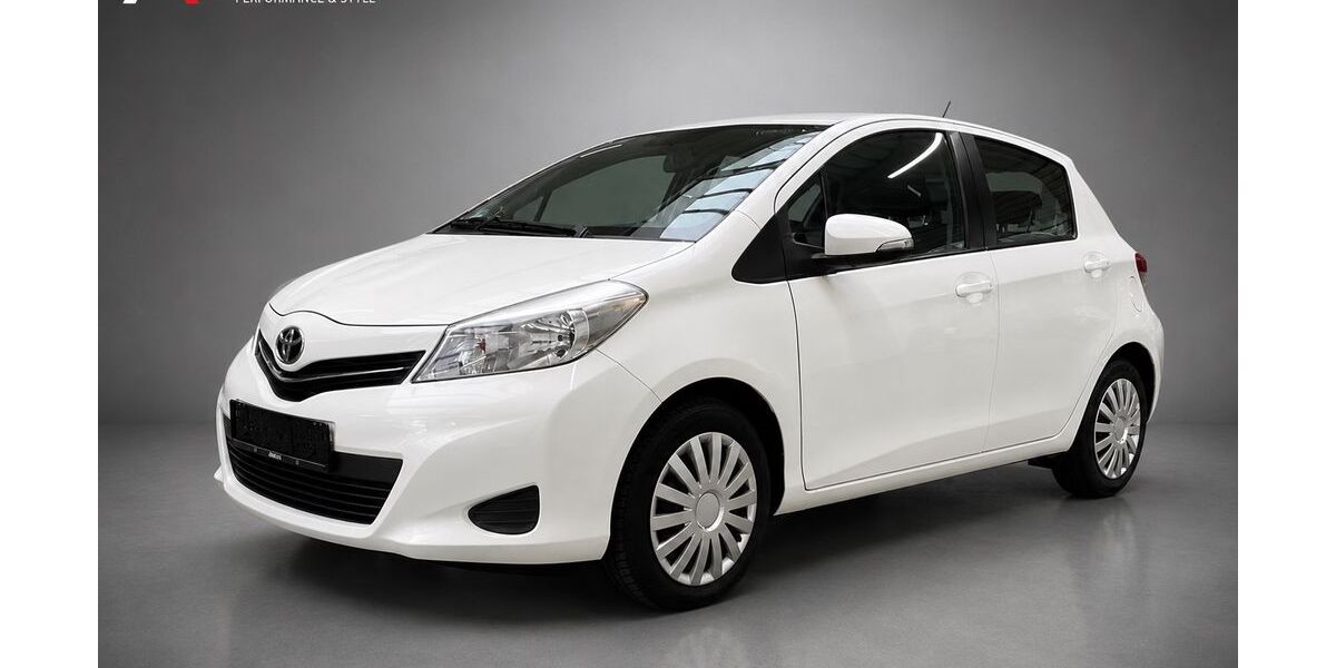 Toyota Yaris 112.000 km 6.500 &euro; Lollar 35457