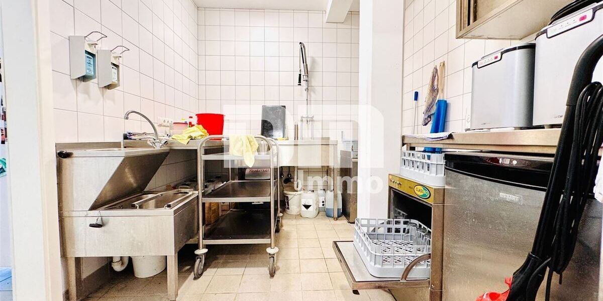 Neuw. Wohn Gewerbeimmobilie mit vielen Nutzungsmöglichkeiten - Aktuell Gastro und Ferienwohnungen - Gewerbeobjekt Weimar (Lahn) | Angebot:26947606