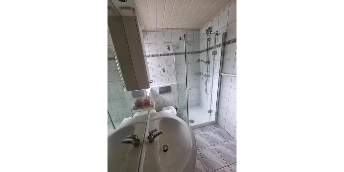 Einfamilienhaus Neustadt (Hessen) - 6 Zimmer, 240 m&sup2;, 270.000&euro; | Angebot:24398141