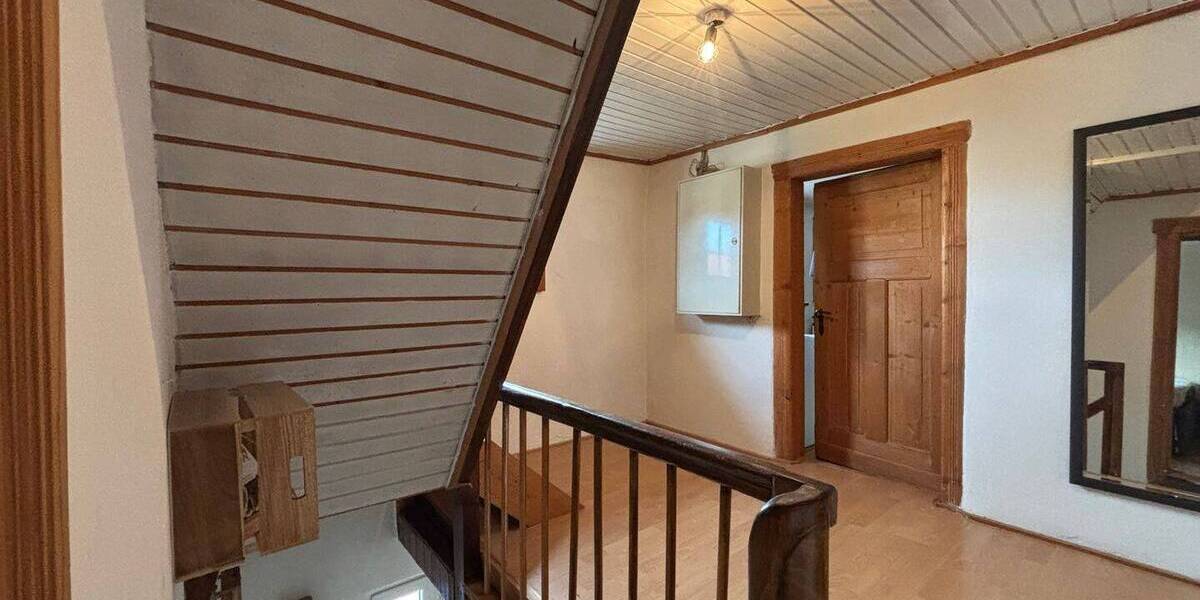 Einfamilienhaus Gilserberg / Sachsenhausen Sachsenhausen - 4 Zimmer, 143 m&sup2;, 205.000&euro; | Angebot:25689243