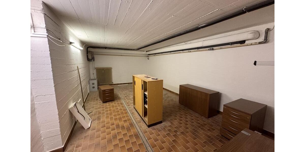 Gewerbeobjekt Kirchhain - 3.000&euro; | Angebot:26085011