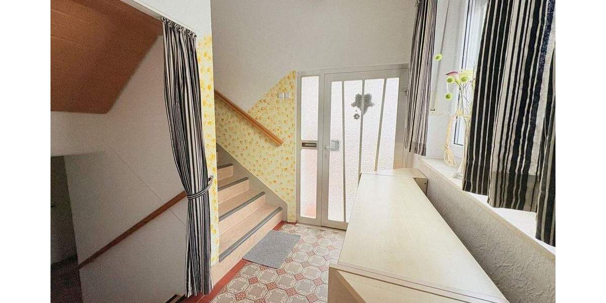 Einfamilienhaus Kirchhain-Kleinseelheim Kleinseelheim - 5 Zimmer, 149 m&sup2;, 299.900&euro; | Angebot:25689259