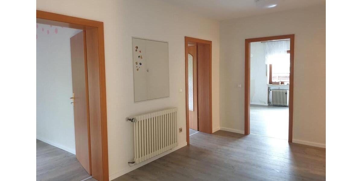 Etagenwohnung Steffenberg - 10 Zimmer, 227 m&sup2;, 169.000&euro; | Angebot:26720491