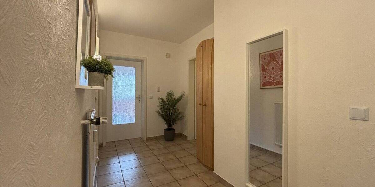 Mehrfamilienhaus, Wohnhaus Münchhausen - 9 Zimmer, 240 m&sup2;, 399.000&euro; | Angebot:25689246