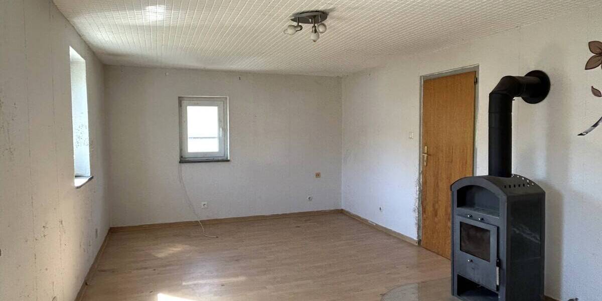 Einfamilienhaus Steffenberg / Steinperf Steinperf - 6 Zimmer, 106 m&sup2;, 59.000&euro; | Angebot:26594967