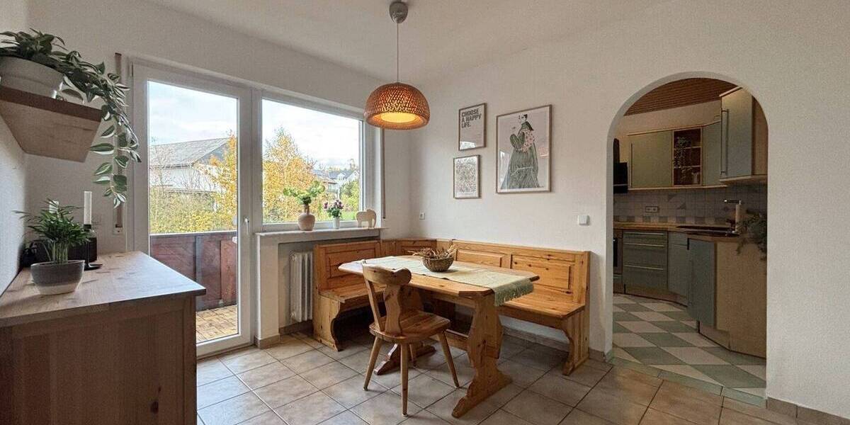Mehrfamilienhaus, Wohnhaus Münchhausen - 9 Zimmer, 240 m&sup2;, 399.000&euro; | Angebot:25689246