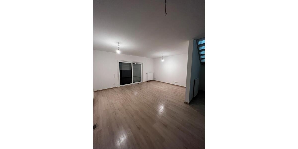 Doppelhaushälfte Biedenkopf - 8 Zimmer, 218 m&sup2;, 799.000&euro; | Angebot:26287848