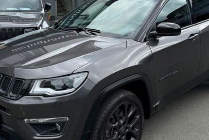 Jeep Compass 130.100 km 17.995 &euro; Battenberg (Eder) 35088