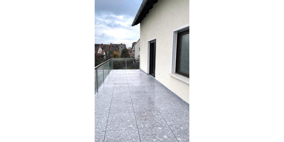 Erdgeschoßwohnung Amöneburg - 4 Zimmer, 126 m&sup2;, 1.650&euro; | Angebot:25101903