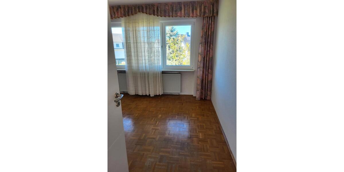 Einfamilienhaus Gemünden (Felda) - 9 Zimmer, 190 m&sup2;, 220.000&euro; | Angebot:26482276