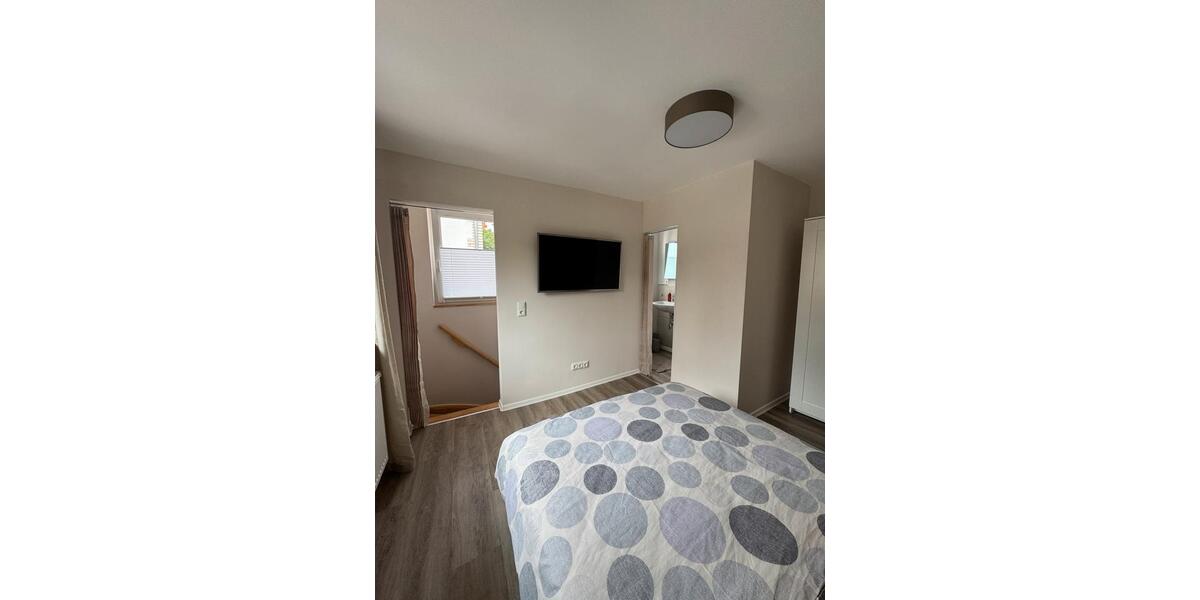 Etagenwohnung Gießen - 2 Zimmer, 38 m&sup2;, 1.100&euro; | Angebot:25871867