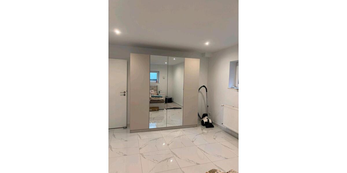 Etagenwohnung Lollar - 3 Zimmer, 100 m&sup2;, 880&euro; | Angebot:25431400