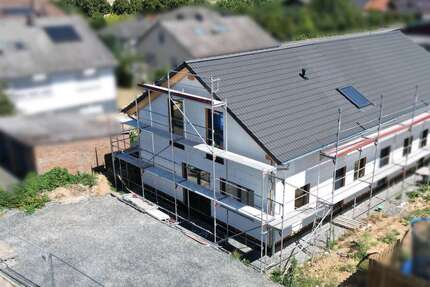 Haus Marburg / Schröck Schröck - 5 Zimmer, 111 m&sup2;, 425.000&euro; | Angebot:27377445